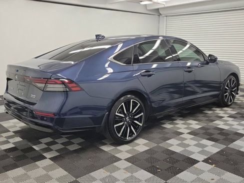 Used 2024 Honda Accord Touring image 6