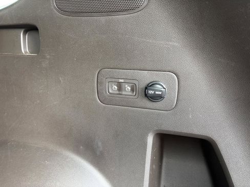 Used 2022 Hyundai Santa Fe SEL Premium w/ Cargo Package image 12