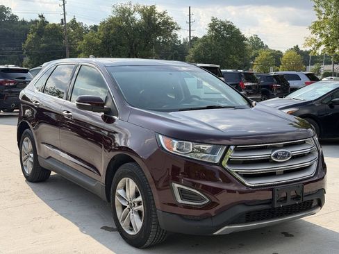 Used 2017 Ford Edge SEL w/ Equipment Group 201A AWD/4WD image 4
