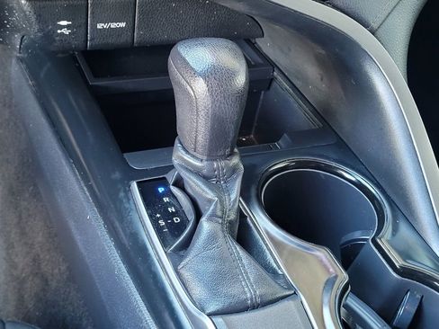 Used 2018 Toyota Camry LE FWD image 21