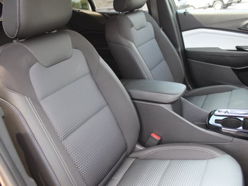 New 2026 Chevrolet Trax LT w/ Driver Confidence Package FWD image 26