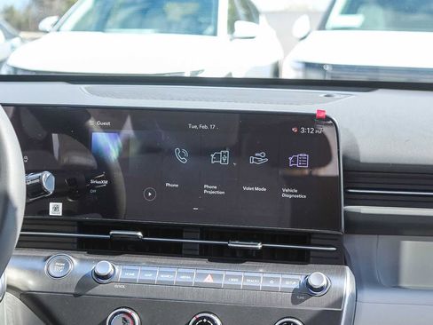 New 2026 Hyundai Kona SE image 19