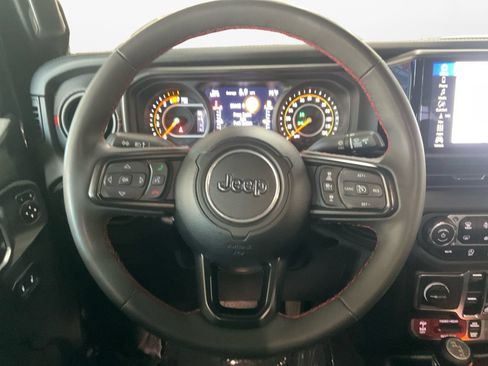 Used 2024 Jeep Wrangler Unlimited Rubicon w/ XTREMEE 35" Tire Package AWD/4WD image 14
