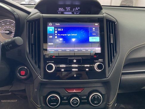 Used 2022 Subaru Crosstrek 2.5i Sport w/ Moonroof Package AWD/4WD image 27