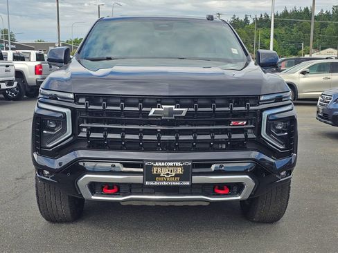 Used 2025 Chevrolet Tahoe Z71 w/ Z71 Off-Road Package AWD/4WD image 8