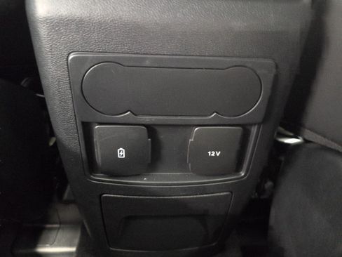 Used 2024 Ford Explorer XLT w/ Equipment Group 202A AWD/4WD image 22