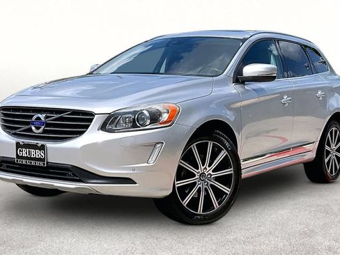 Used 2017 Volvo XC60 T5 Inscription w/ Preferred Option Package FWD image 15