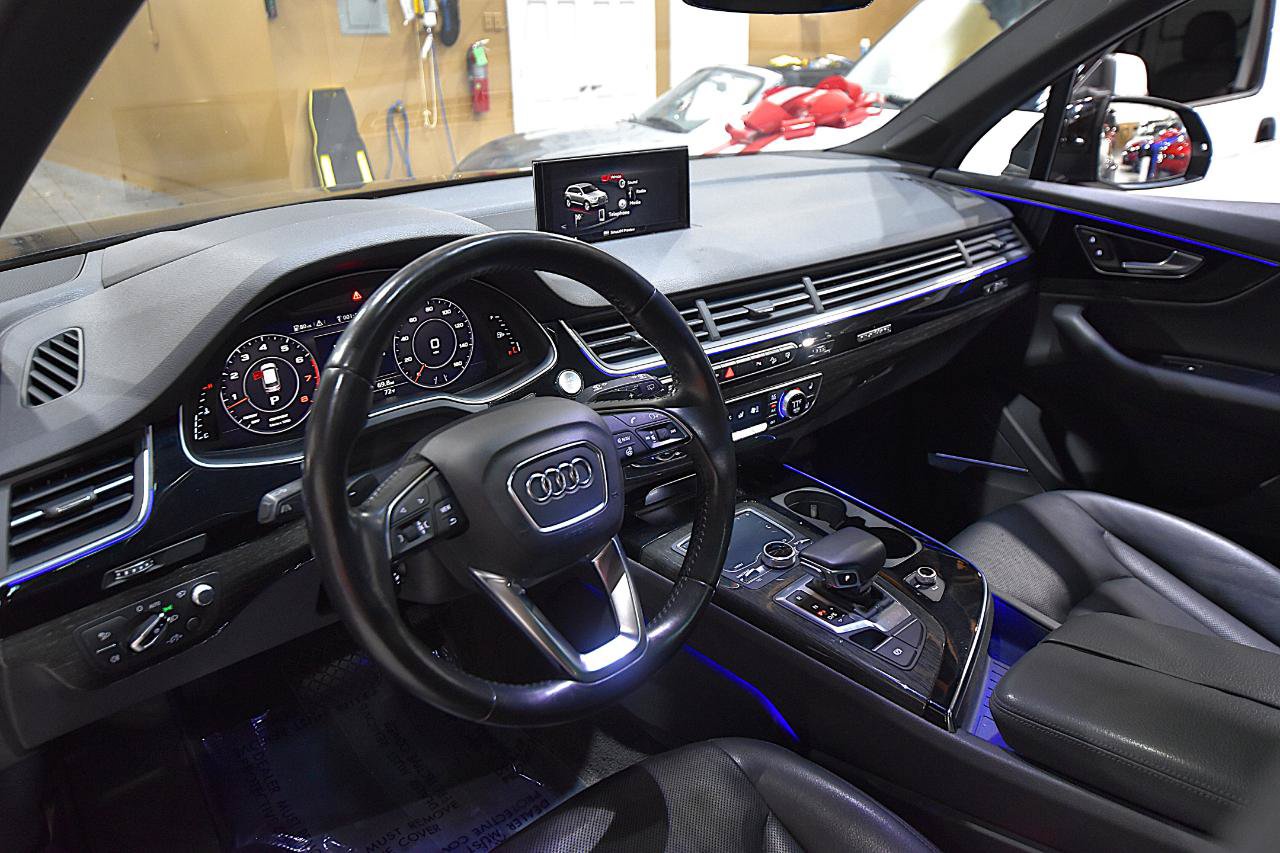 Used 2017 Audi Q7 3.0T Prestige AWD/4WD image 16