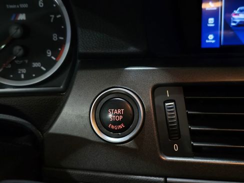 Used 2013 BMW M3 Coupe image 16