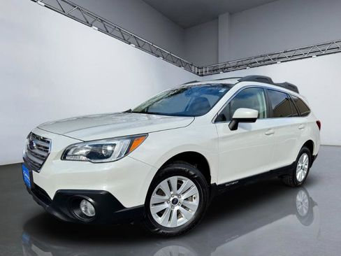 Used 2016 Subaru Outback 2.5i Premium image 22