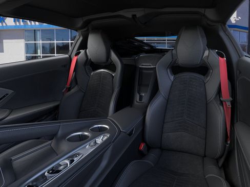 New 2026 Chevrolet Corvette 2LT image 18