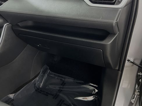 Used 2024 Toyota RAV4 XLE image 36