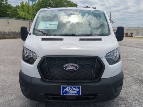 New 2026 Ford Transit 150 Low Roof RWD image 7