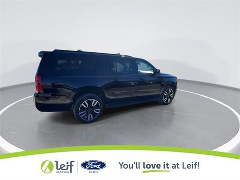 Used 2020 Chevrolet Suburban Premier image 11