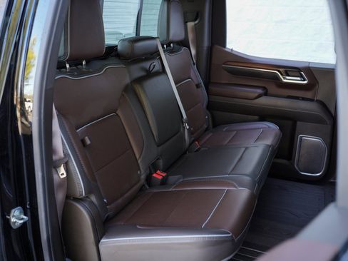 Used 2024 GMC Sierra 1500 Denali w/ Denali Reserve Package image 25