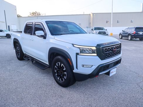 Used 2024 Nissan Frontier Pro-X RWD image 5