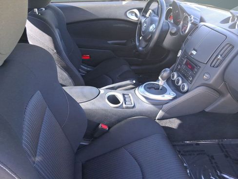 Used 2016 Nissan 370Z Coupe image 26