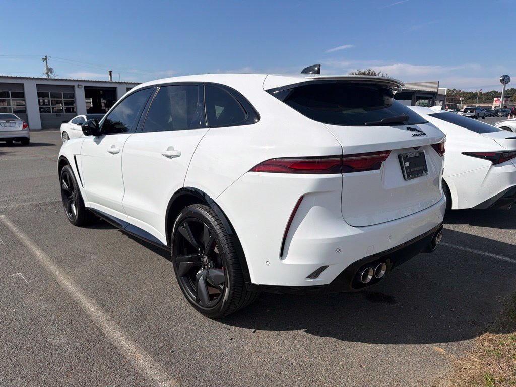 Used 2025 Jaguar F-PACE SVR AWD/4WD image 6
