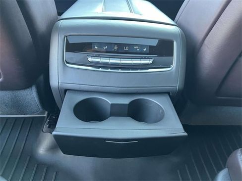 Used 2023 Cadillac Escalade Sport Platinum w/ LPO, ONYX Package image 19