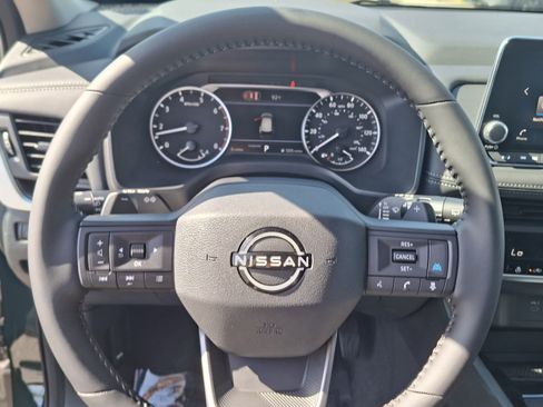 New 2026 Nissan Rogue SV FWD image 7