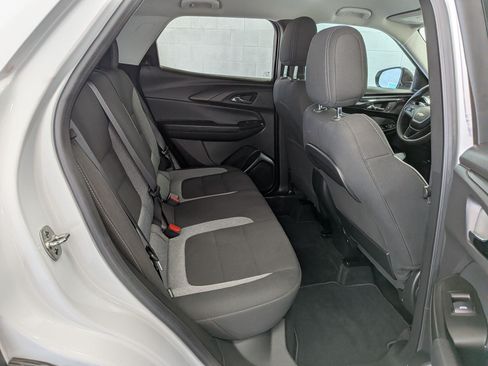 Used 2024 Chevrolet TrailBlazer LS w/ LS Convenience Package AWD/4WD image 33