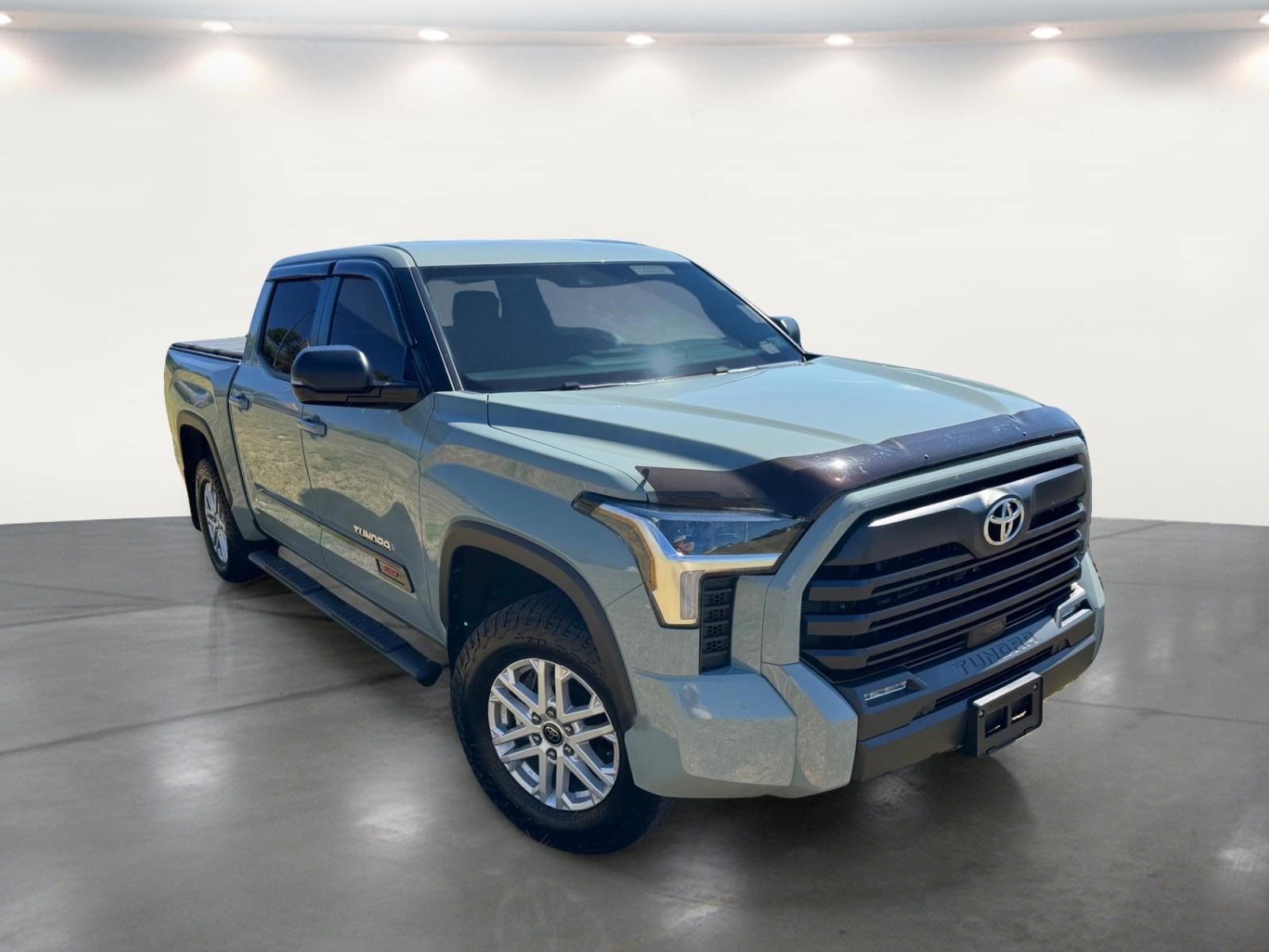 Used 2024 Toyota Tundra SR5 w/ SR5 Premium Package AWD/4WD image 8