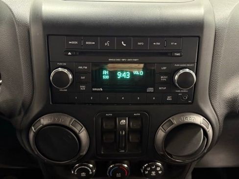 Used 2015 Jeep Wrangler Unlimited Sport w/ Quick Order Package 24S image 23