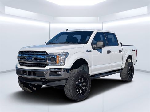 Used 2019 Ford F150 XLT w/ Trailer Tow Package image 7