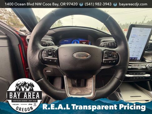 Used 2021 Ford Explorer Platinum w/ Equipment Group 601A AWD/4WD image 21