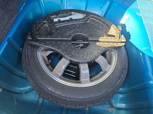 Used 2013 Ford Fiesta SE image 30