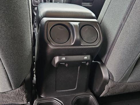 Used 2024 Jeep Wrangler Unlimited Sport AWD/4WD image 20
