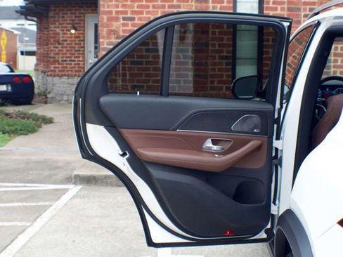 Used 2024 Mercedes-Benz GLE 350 4MATIC image 48