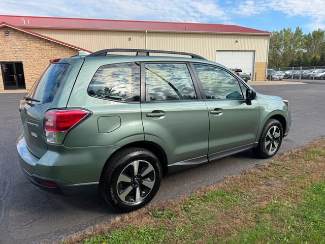 Used 2018 Subaru Forester 2.5i w/ Alloy Wheel Package AWD/4WD image 4