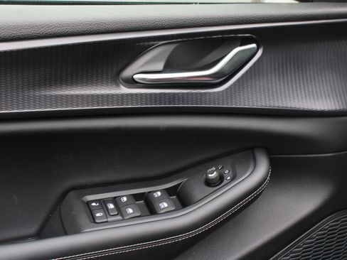 New 2025 Jeep Grand Cherokee L Laredo image 7