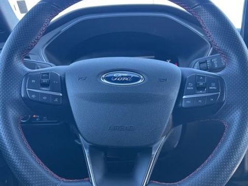 Used 2023 Ford Escape ST-Line FWD image 13