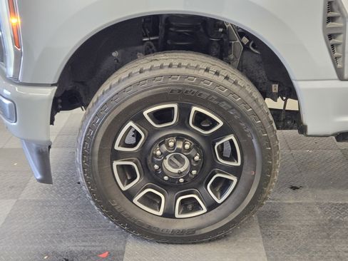 Certified 2024 Ford F250 Platinum image 10
