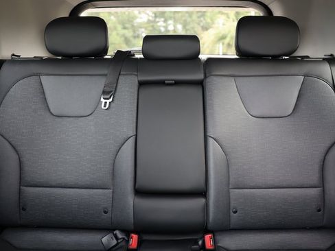 Used 2023 Kia Niro SX Touring image 39