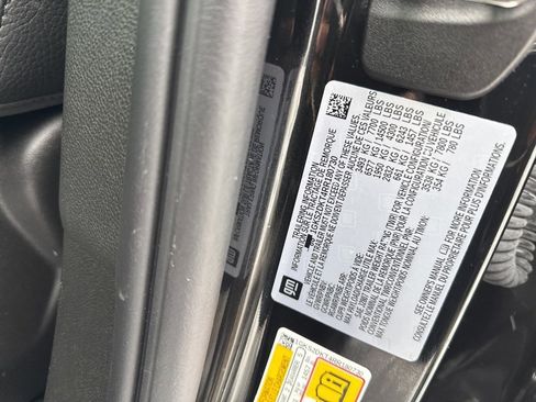 Used 2024 GMC Yukon Denali image 34