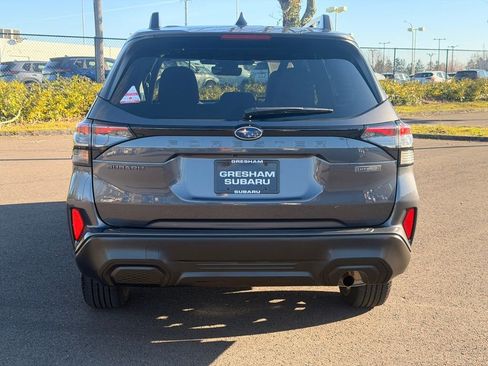 Certified 2025 Subaru Forester Premium AWD/4WD image 6