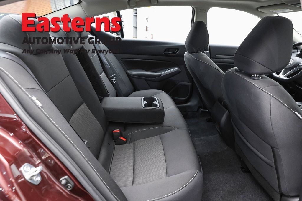 Used 2024 Nissan Altima 2.5 SV w/ SV Premium Package AWD/4WD image 23