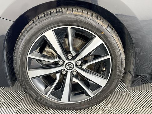 Used 2022 Nissan Maxima SL FWD image 65