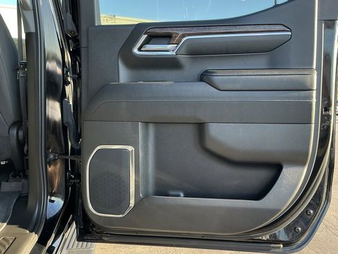 Used 2024 GMC Sierra 1500 Elevation w/ LPO, Elevation Black Package image 32