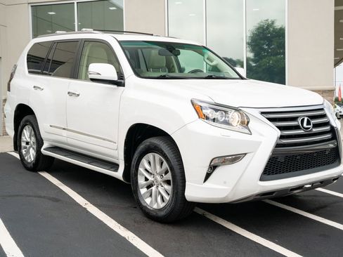 Used 2017 Lexus GX 460 Premium AWD/4WD image 7