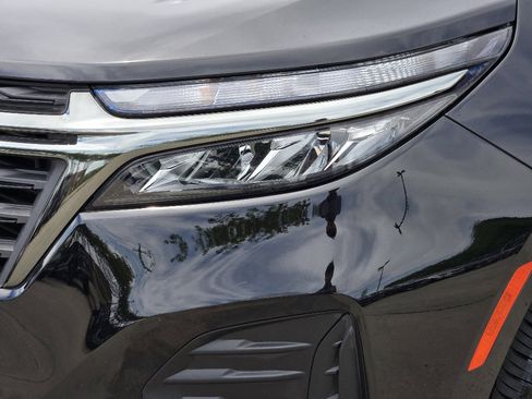 Used 2023 Chevrolet Equinox LS w/ Midnight Edition image 15