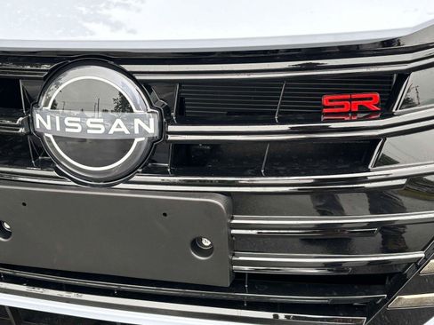 New 2025 Nissan Versa SR w/ Trunk Package FWD image 10