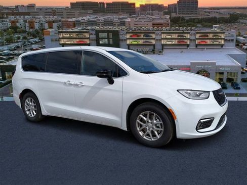 New 2026 Chrysler Pacifica Select FWD image 1