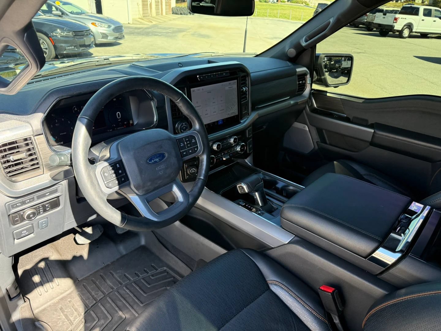 Used 2024 Ford F150 Lariat w/ Tow/Haul Package AWD/4WD image 9