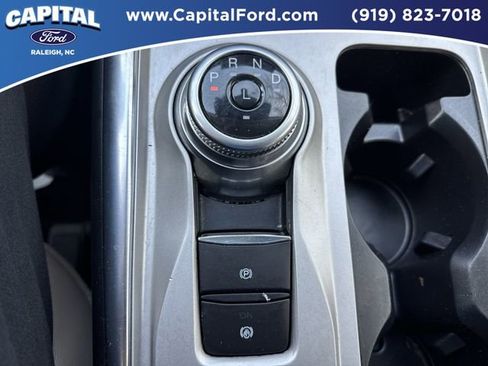 Used 2024 Ford Explorer XLT w/ Equipment Group 202A image 29