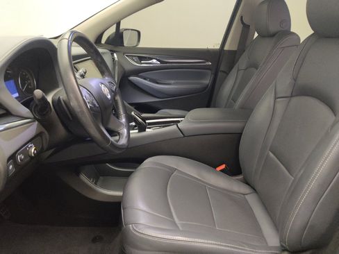 Used 2021 Buick Enclave Essence FWD image 17
