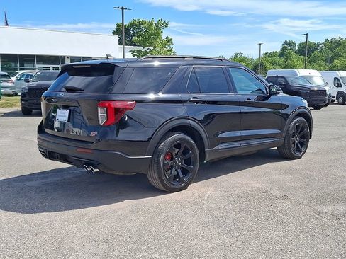 Used 2022 Ford Explorer ST w/ Equipment Group 401A AWD/4WD image 9